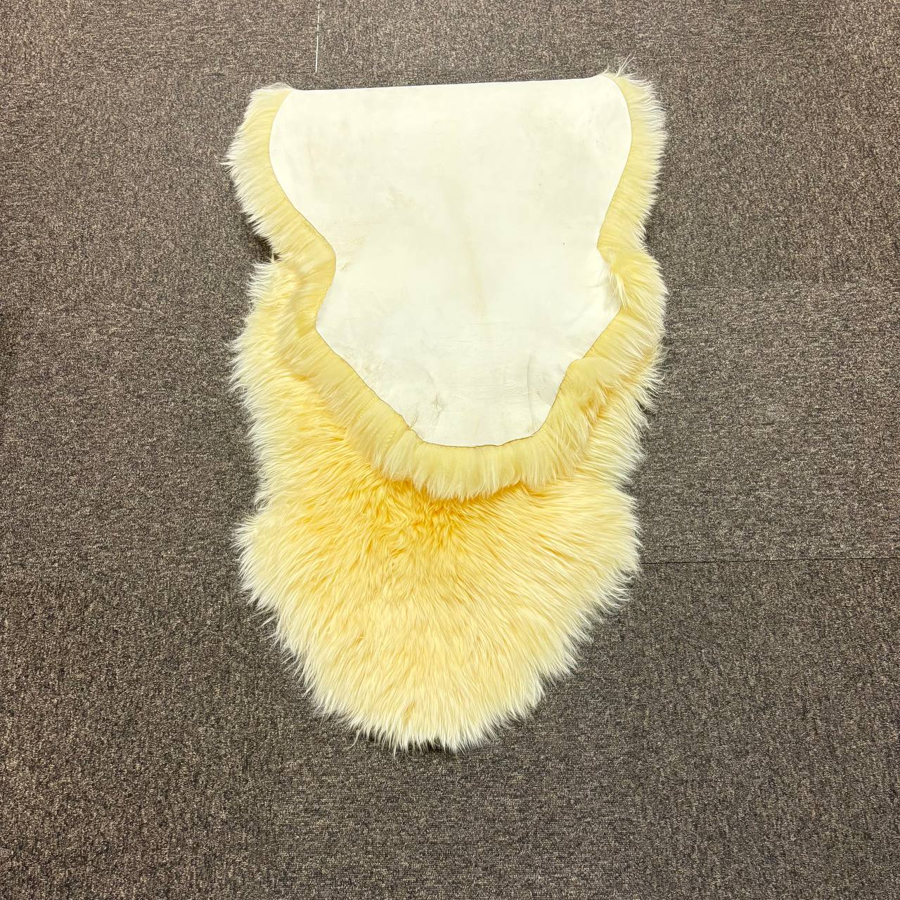 ムートンラグ シープスキンロング 羊毛皮 本革仕様 185×65cm 長毛タイプ